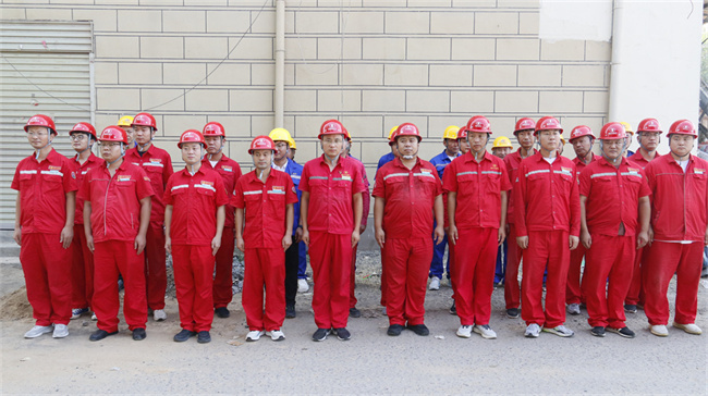 1754532841359596.jpg 交流前列隊.jpg