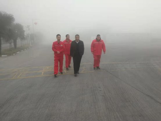 集團(tuán)副總裁張小宣一行慰問(wèn)加氣母站員工并對(duì)春節(jié)安全工作進(jìn)行指導(dǎo)